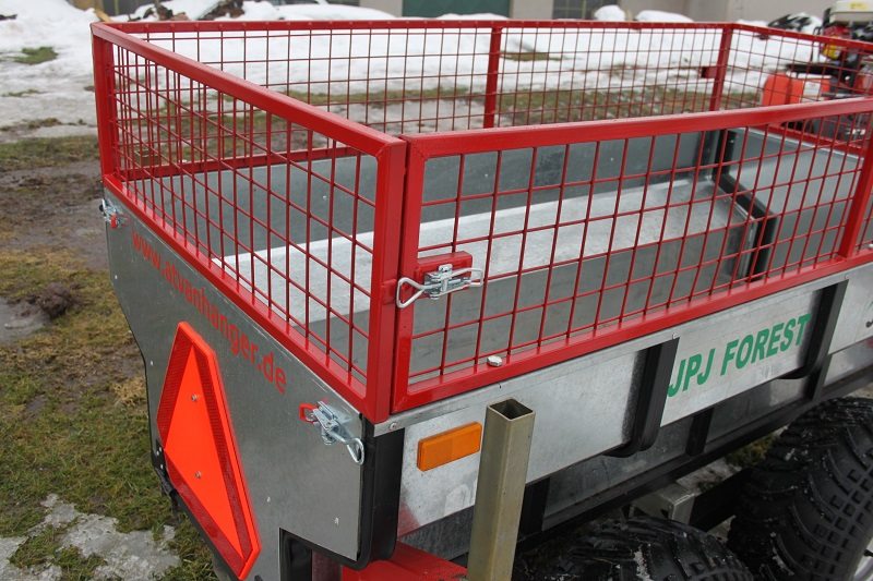 Gitteraufbau - Quad Anhänger Arbeiter