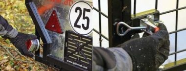 Die magnetische LED-Beleuchtung läßt sich geschützt versetzen. Eine Einzel Betriebserlaubnis und ein 25-km/h Schild sind Voraussetzung für den zulassungsfreien Anhängerbetrieb. Eine einfache und gute Lösung sind die Schnellverschlüsse an den Ladegittern und Stirnwänden. So lassen sich die Teile bei Bedarf schnell an- und abbauen. 